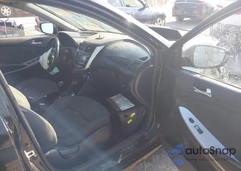 2013 Hyundai Accent Se z USA, uszkodzony, nr VIN KMHCU5AE1DU092027